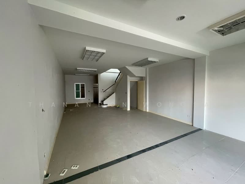 ทาวน์เฮ้าส์ ถนน บางชัน คลองสามวา จังหวัด กรุงเทพมหานคร, Bangkok, Bang Chun, Khlong Sam Wa, Bangkok, 5 Bedrooms, 220 sqm, Townhouse For Sale, by Thanandon Wongsa, 500179530 - DDproperty.com