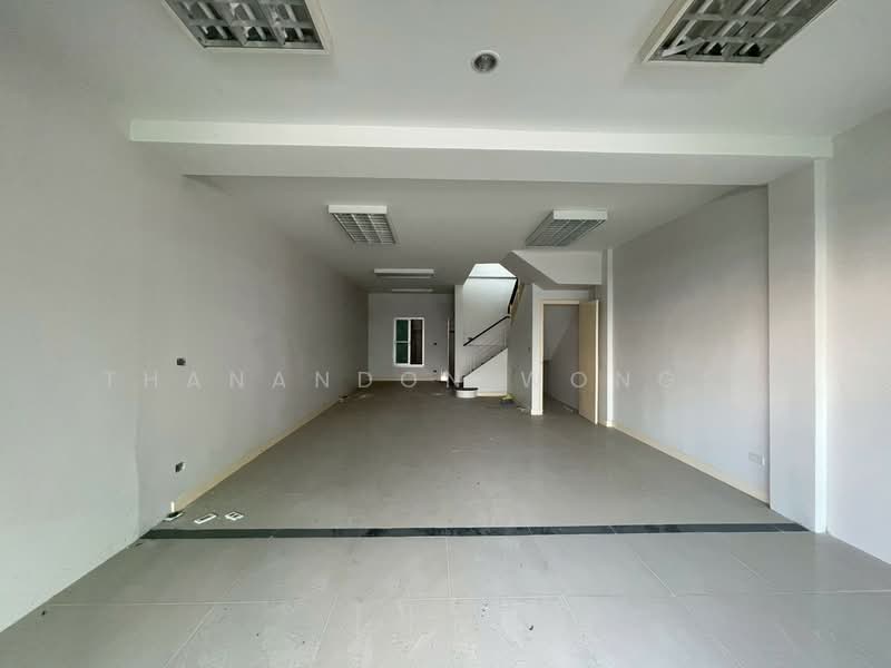 ทาวน์เฮ้าส์ ถนน บางชัน คลองสามวา จังหวัด กรุงเทพมหานคร, Bangkok, Bang Chun, Khlong Sam Wa, Bangkok, 5 Bedrooms, 220 sqm, Townhouse For Sale, by Thanandon Wongsa, 500179530 - DDproperty.com