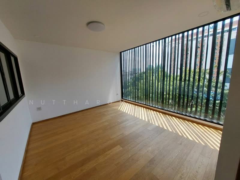 บ้านแฝด 4-ห้องนอน, กรุงเทพ, คลองตันเหนือ, วัฒนา, กรุงเทพ, 400 ตร.ม., บ้านแฝด ขาย, โดย Nuttharom Linla, 500179535 - DDproperty.com