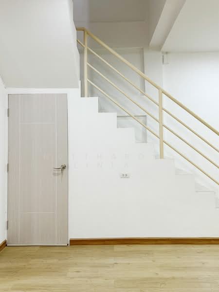 4-BR Townhouse, Bangkok, Din Daeng, Din Daeng, Bangkok, 4 Bedrooms, 170 sqm, Townhouse For Sale, by Nuttharom  Linla , 500179544 - DDproperty.com