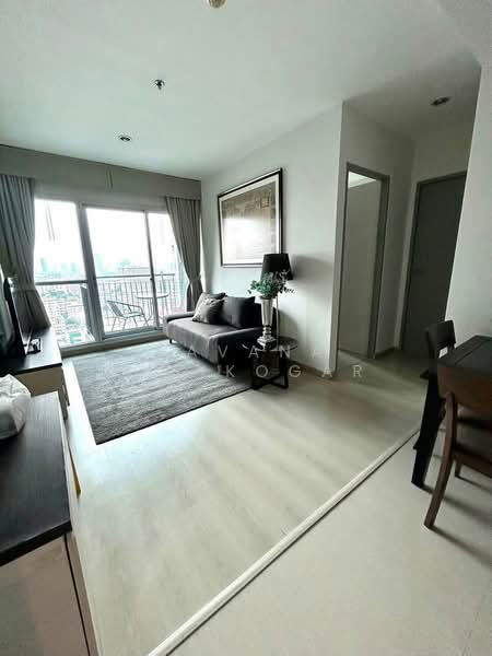 Life Ratchadapisek, Bangkok, 279 Ratchadapisaek Road, Huai Khwang, Huai Khwang, Bangkok, 2 Bedrooms, 56 sqm, Condo For Rent, by Pavana Sirikogar, 500179623 - DDproperty.com