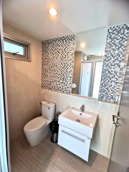 Life Ratchadapisek, Bangkok, 279 Ratchadapisaek Road, Huai Khwang, Huai Khwang, Bangkok, 2 Bedrooms, 56 sqm, Condo For Rent, by Pavana Sirikogar, 500179623 - DDproperty.com