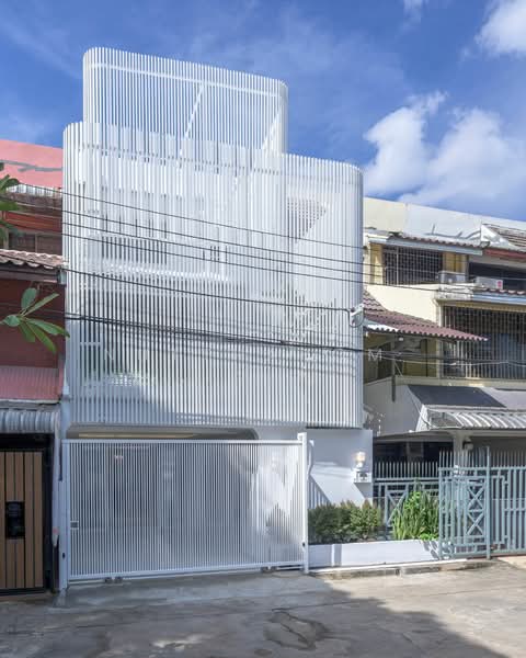 ทาวน์เฮ้าส์ 4-ห้องนอน, กรุงเทพ, คลองตันเหนือ, วัฒนา, กรุงเทพ, 250 ตร.ม., ทาวน์เฮ้าส์ ขาย, โดย Nuttharom Linla , 500179635 - DDproperty.com