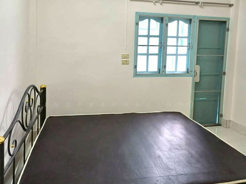 ขายหอพักปากซอยจรัญ23/1   ห้องเช่าจรัญ23 (บ้านคุณนิยม)  76 เมตร ปากซอยจรัญ, Bangkok, Bang Khun Sri, Bangkok Noi, Bangkok, , 200 sqm, Shophouse For Sale, by Ingprapha(Ing), 500179682 - DDproperty.com