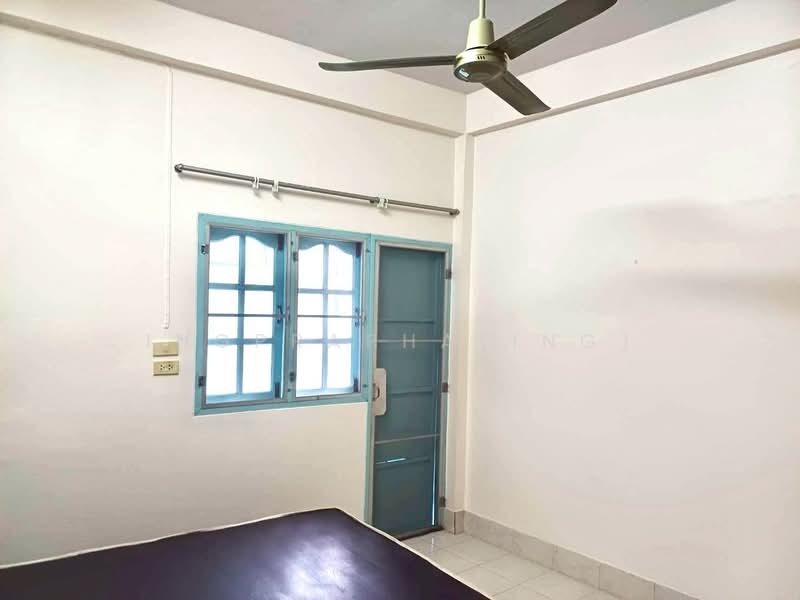 ขายหอพักปากซอยจรัญ23/1   ห้องเช่าจรัญ23 (บ้านคุณนิยม)  76 เมตร ปากซอยจรัญ, Bangkok, Bang Khun Sri, Bangkok Noi, Bangkok, , 200 sqm, Shophouse For Sale, by Ingprapha(Ing), 500179682 - DDproperty.com