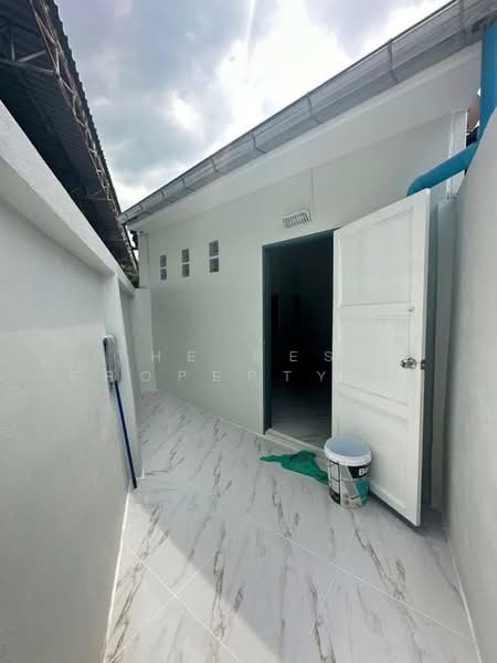 หมู่บ้านมาลัยทองธานี ชลบุรี, Chon Buri (Pattaya), Ban Suan, Muang Chon Buri, Chon Buri (Pattaya), 1 Bedroom, 100 sqm, Townhouse For Sale, by The Best Property หนุ่ย, 500179695 - DDproperty.com