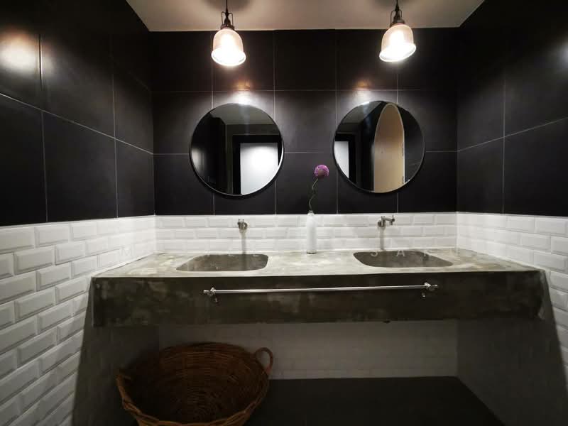 3-BR Townhouse, Bangkok, Khlong Ton Sai, Khlong San, Bangkok, 3 Bedrooms, 149 sqm, Townhouse For Sale, by Orapa Sumetheesirisakul, 500179705 - DDproperty.com