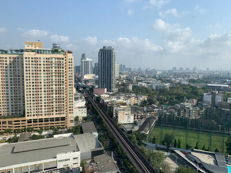 The Lofts Ekkamai, Bangkok, 1415 Sukhumvit Road, Phra Kanong Nua, Watthana, Bangkok, 1 Bedroom, 45 sqm, Condo For Sale, by Nuttharom  Linla , 500179794 - DDproperty.com