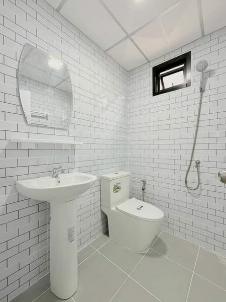 Baan Buathong 4, Nonthaburi, Ban Kluay-Sai Noi Road, Phimonrat, Bang Bua Thong, Nonthaburi, 2 Bedrooms, 96 sqm, Townhouse For Sale, by สรภพ ยอดไชย (สีฝุ่น), 500179807 - DDproperty.com