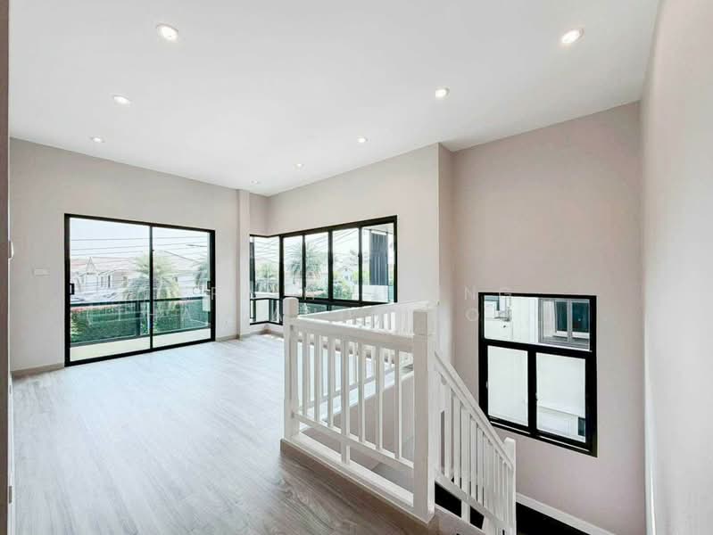 ปทุมธานี คลอง 5, Pathum Thani, Rangsit, Thanyaburi, Pathum Thani, 3 Bedrooms, 330 sqm, Single Detached House For Sale, by ERA Holding (Thailand) Co., Ltd., 500179832 - DDproperty.com