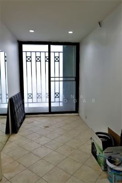 4-BR Townhouse, Bangkok, Khlong Tan Nua, Watthana, Bangkok, 4 Bedrooms, 250 sqm, Townhouse For Rent, by Pavana Sirikogar, 500179838 - DDproperty.com