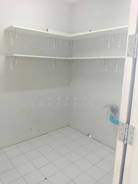 Nusasiri Grand, Bangkok, Soi Sukhumvit 42, Phra Kanong, Khlong Toei, Bangkok, 3 Bedrooms, 168 sqm, Condo For Sale, by Orapa Sumetheesirisakul, 500179842 - DDproperty.com