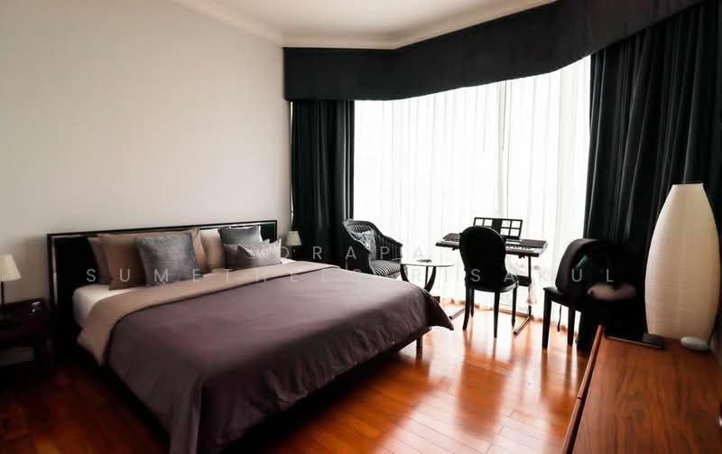 Royce Private Residences, Bangkok, 61 Soi Sukhumvit 31, Khlongtoei Nua, Watthana, Bangkok, 2 Bedrooms, 111 sqm, Condo For Sale, by Orapa Sumetheesirisakul, 500179864 - DDproperty.com