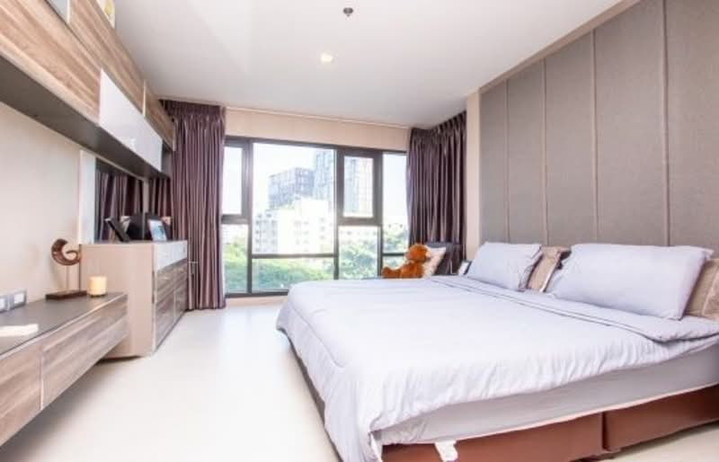 Rhythm Sukhumvit 36-38, Bangkok, 55 Soi Sukhumvit 36, Sukhumvit Road, Phra Kanong, Khlong Toei, Bangkok, 2 Bedrooms, 74 sqm, Condo For Sale, by Nuttharom  Linla , 500179905 - DDproperty.com
