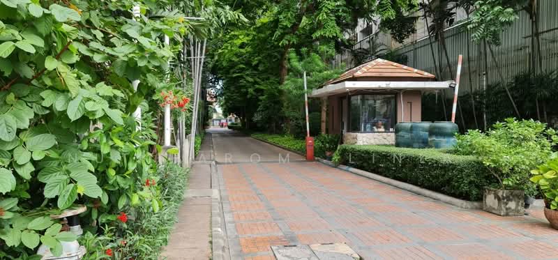 Sathorn Gardens, Bangkok, 39 South Sathorn Road, Thung Maha Mek, Sathon, Bangkok, 2 Bedrooms, 78 sqm, Condo For Sale, by Nuttharom Linla , 500179909 - DDproperty.com