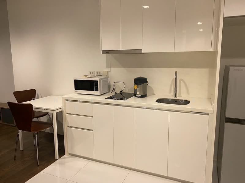 Nara 9 by Eastern Star, Bangkok, Naradhiwas Rajanagarindra Road, Thung Maha Mek, Sathon, Bangkok, 1 Bedroom, 39 sqm, Condo For Rent, by Bencharong (Yok) Treerat-a-na-wat, 500179954 - DDproperty.com