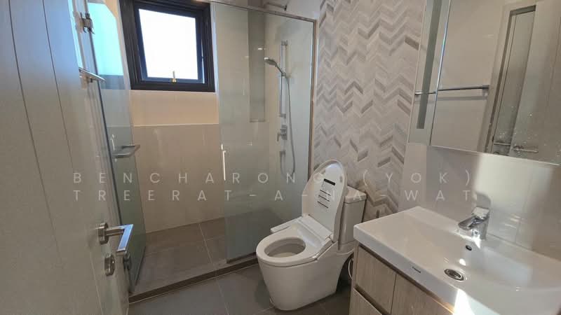 Oka Haus Sukhumvit 36, Bangkok, 3399 Rama 4 Road, Khong Tan, Khlong Toei, Bangkok, 2 Bedrooms, 42 sqm, Condo For Rent, by Bencharong (Yok) Treerat-a-na-wat, 500179983 - DDproperty.com