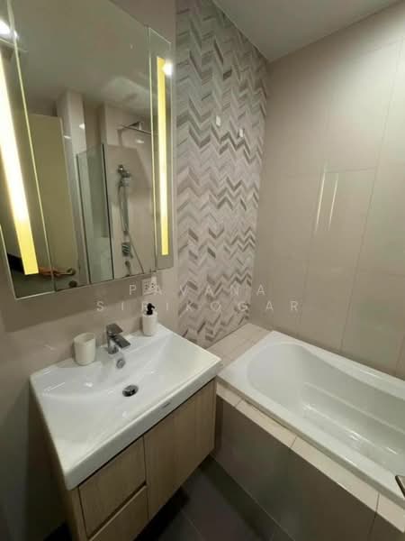 Oka Haus Sukhumvit 36, Bangkok, 3399 Rama 4 Road, Khong Tan, Khlong Toei, Bangkok, 1 Bedroom, 35 sqm, Condo For Rent, by Pavana Sirikogar, 500179991 - DDproperty.com