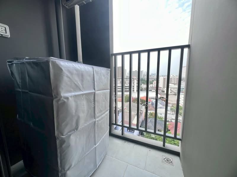 Chewathai Pinklao : ชีวาทัย ปิ่นเกล้า, กรุงเทพ, ถนนอรุณอมรินทร์, บางยี่ขัน, บางพลัด, กรุงเทพ, 30 ตร.ม., คอนโด ให้เช่า, โดย Living Real Estates, 500179998 - DDproperty.com