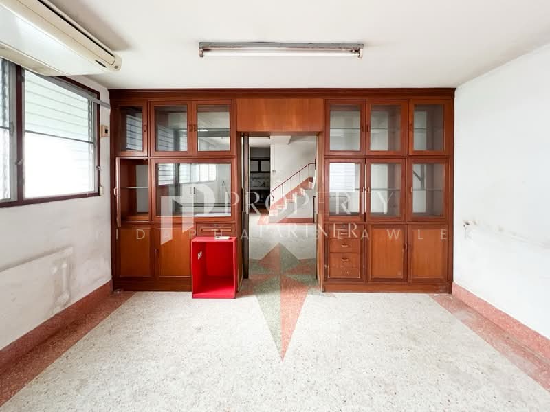 Office Building, Bangkok, สุขุมวิท, Bang Na, Bang Na, Bangkok, , 938 sqm, Office Space For Sale, by Chidaphar Beawlek, 500180002 - DDproperty.com