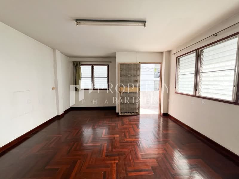 Office Building, Bangkok, สุขุมวิท, Bang Na, Bang Na, Bangkok, , 938 sqm, Office Space For Sale, by Chidaphar Beawlek, 500180002 - DDproperty.com