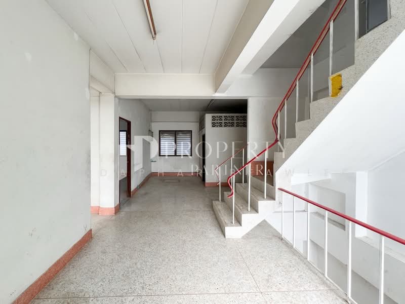 Office Building, Bangkok, สุขุมวิท, Bang Na, Bang Na, Bangkok, , 938 sqm, Office Space For Sale, by Chidaphar Beawlek, 500180002 - DDproperty.com