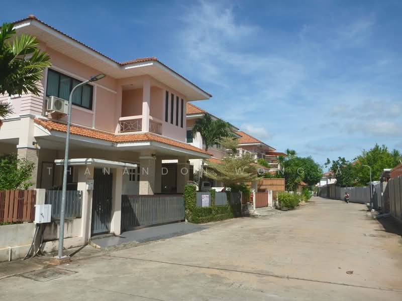 บ้านเดี่ยว ถนน ทุ่งกง กาญจนดิษฐ์ จังหวัด สุราษฎร์ธานี, Surat Thani, Thung Kong, Kanchanadit, Surat Thani, 4 Bedrooms, 221 sqm, Single Detached House For Sale, by Thanandon Wongsa, 500180020 - DDproperty.com