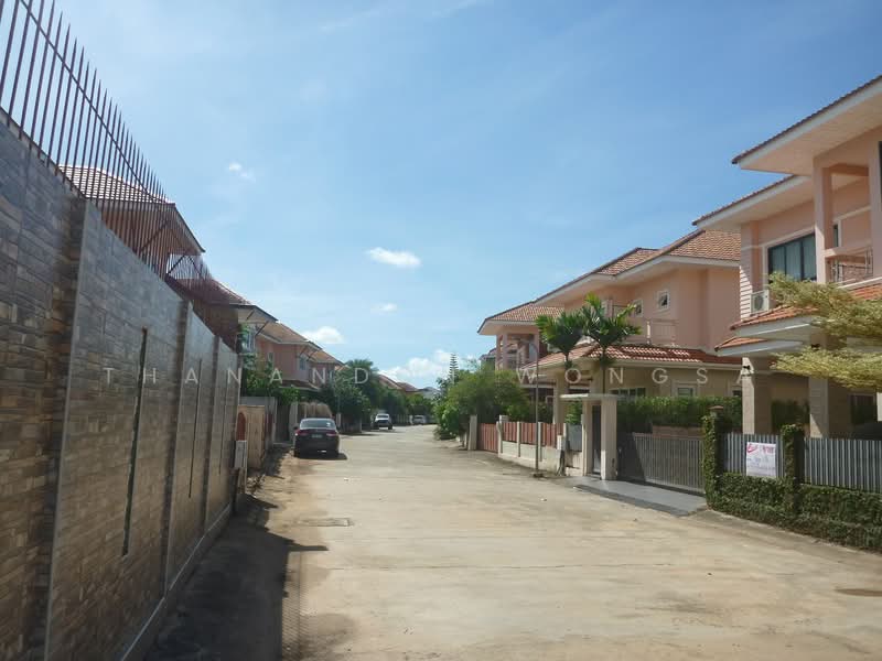 บ้านเดี่ยว ถนน ทุ่งกง กาญจนดิษฐ์ จังหวัด สุราษฎร์ธานี, Surat Thani, Thung Kong, Kanchanadit, Surat Thani, 4 Bedrooms, 221 sqm, Single Detached House For Sale, by Thanandon Wongsa, 500180020 - DDproperty.com