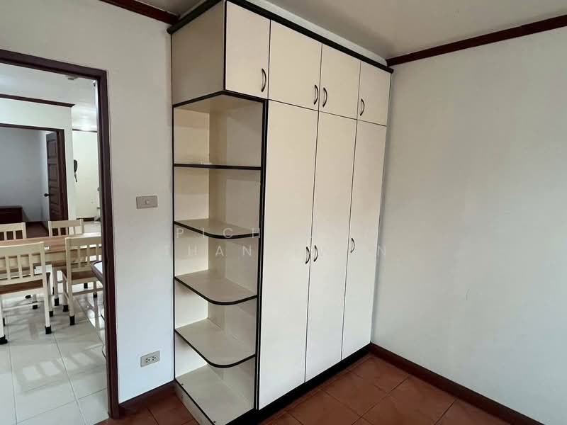 Aree Place Sukhumvit 26, Bangkok, Khong Tan, Khlong Toei, Bangkok, 3 Bedrooms, 105 sqm, Condo For Rent, by Pichamon Thaneewan, 500180030 - DDproperty.com