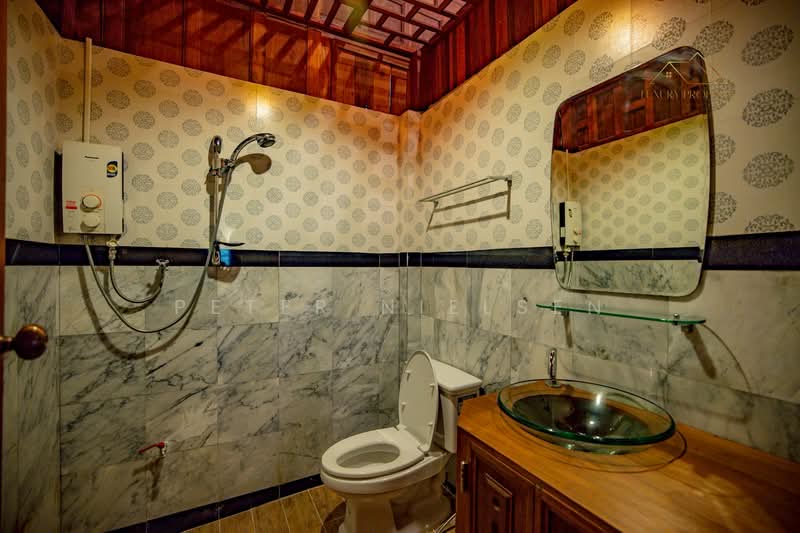 บ้านทรงไทย สร้างจากไม้สัก - 7 ห้องนอน 6 ห้องน้ำ, ชลบุรี, ห้วยใหญ่, บางละมุง, ชลบุรี, 1,200 ตร.ม., บ้านเดี่ยว ขาย, โดย Peter Nielsen, 500180050 - DDproperty.com