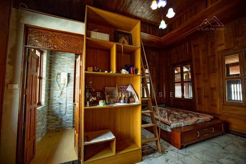 บ้านทรงไทย สร้างจากไม้สัก - 7 ห้องนอน 6 ห้องน้ำ, ชลบุรี, ห้วยใหญ่, บางละมุง, ชลบุรี, 1,200 ตร.ม., บ้านเดี่ยว ขาย, โดย Peter Nielsen, 500180050 - DDproperty.com