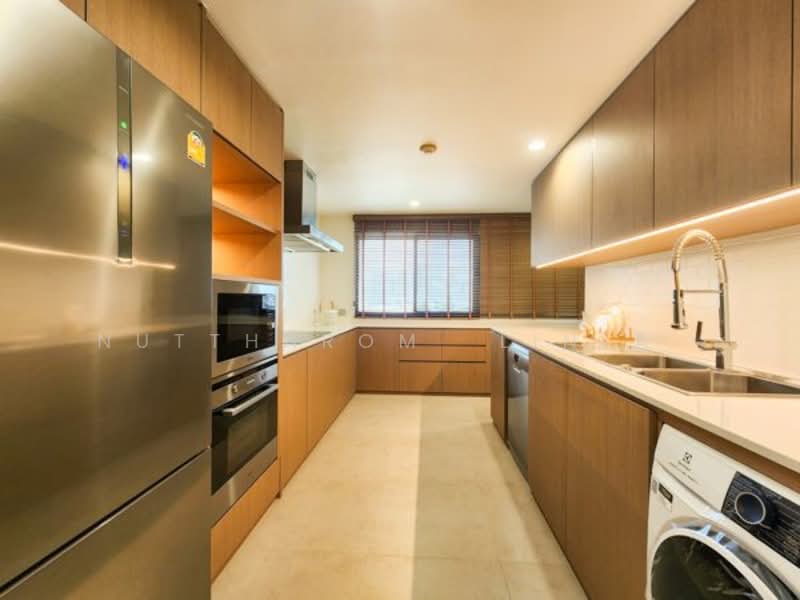 United Tower Thonglor, Bangkok, 333 Soi Thonglor 17, Khlong Tan Nua, Watthana, Bangkok, 4 Bedrooms, 236 sqm, Condo For Sale, by Nuttharom  Linla , 500180059 - DDproperty.com
