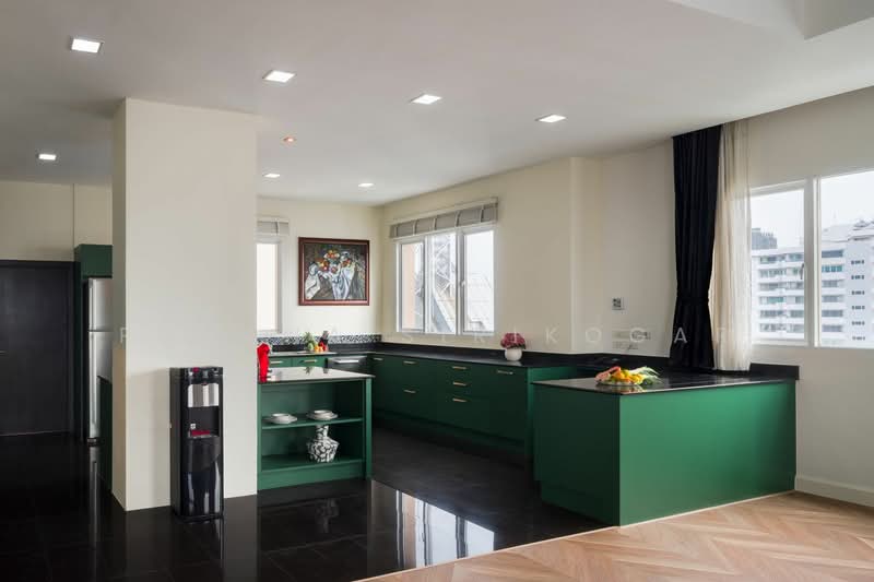 Grand Mercure Bangkok Asoke Residence, Bangkok, 50 5 Soi Sukhumvit 19, Khlong Tan Nua, Watthana, Bangkok, 4 Bedrooms, 440 sqm, Apartment For Rent, by Pavana Sirikogar, 500180060 - DDproperty.com