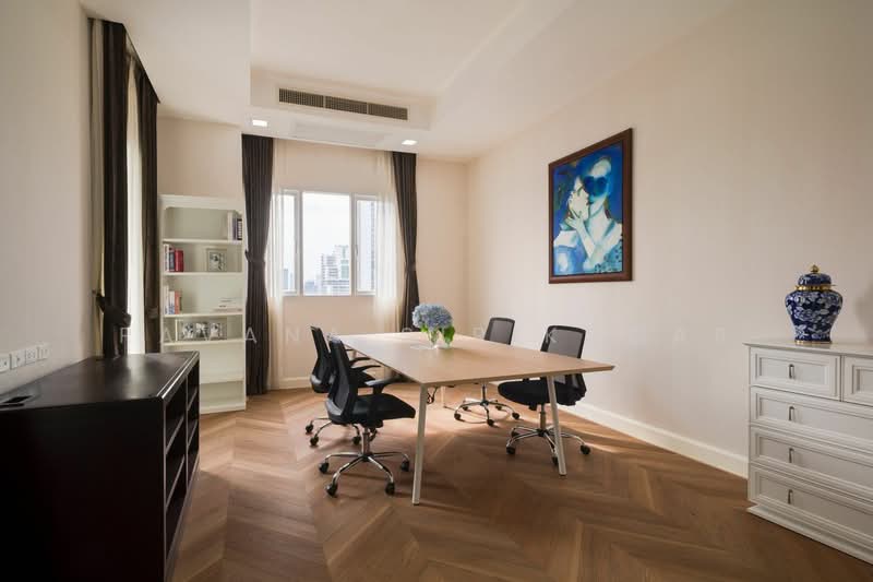 Grand Mercure Bangkok Asoke Residence : แกรนด์ เมอร์เคียว อโศก เรสซิเดนซ์, กรุงเทพ, 50 5 ซอย สุขุมวิท 19, คลองตันเหนือ, วัฒนา, กรุงเทพ, 440 ตร.ม., อพาร์ทเมนท์ ให้เช่า, โดย Pavana Sirikogar, 500180060 - DDproperty.com