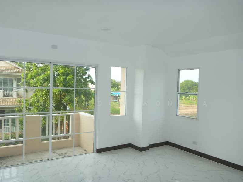 บ้านเดี่ยว หมู่บ้านมัณฑนา รังสิต-นครนายก ตำบลประชาธิปัตย์ อำเภอธัญบุรี จังหวัดปทุมธานี, Pathum Thani, Prachathipat, Thanyaburi, Pathum Thani, 4 Bedrooms, 100 sqm, Single Detached House For Sale, by Thanandon Wongsa, 500180062 - DDproperty.com