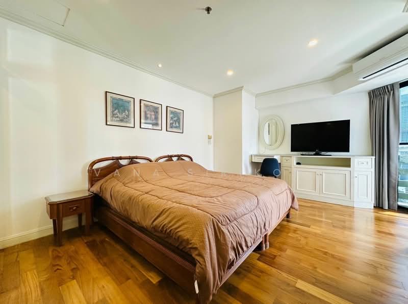 Baan Suanpetch, Bangkok, 18 Soi Sukhumvit 39, Khlong Tan Nua, Watthana, Bangkok, 3 Bedrooms, 137 sqm, Condo For Rent, by Pavana Sirikogar, 500180070 - DDproperty.com