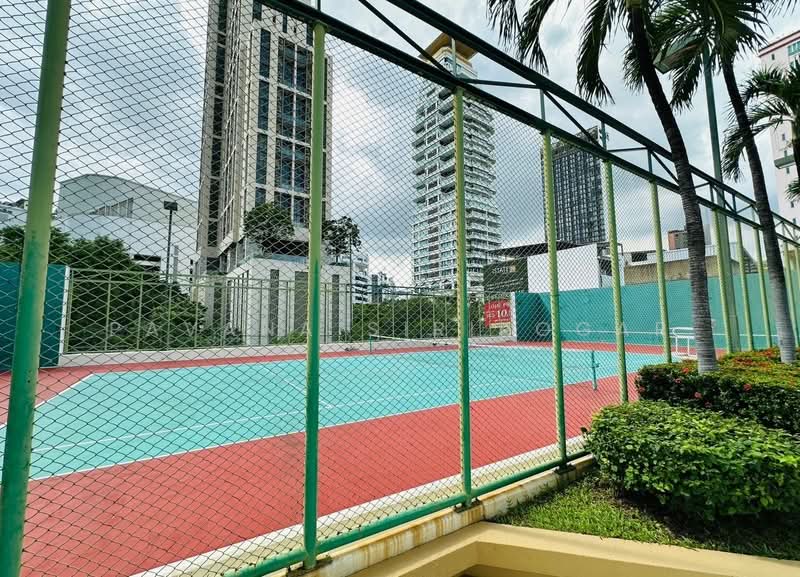 Baan Suanpetch, Bangkok, 18 Soi Sukhumvit 39, Khlong Tan Nua, Watthana, Bangkok, 3 Bedrooms, 137 sqm, Condo For Rent, by Pavana Sirikogar, 500180070 - DDproperty.com