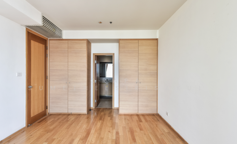 The Empire Place, Bangkok, 88 Narathiwatratchanakharin Road, Thung Maha Mek, Sathon, Bangkok, 2 Bedrooms, 98 sqm, Condo For Sale, by Orapa Sumetheesirisakul, 500180071 - DDproperty.com