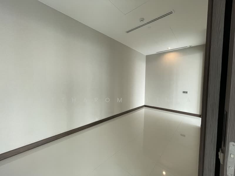 Q1 Sukhumvit, Bangkok, 1 Sukhumvit Road, Khlong Toei, Khlong Toei, Bangkok, 3 Bedrooms, 158 sqm, Condo For Sale, by Nuttharom  Linla , 500180094 - DDproperty.com