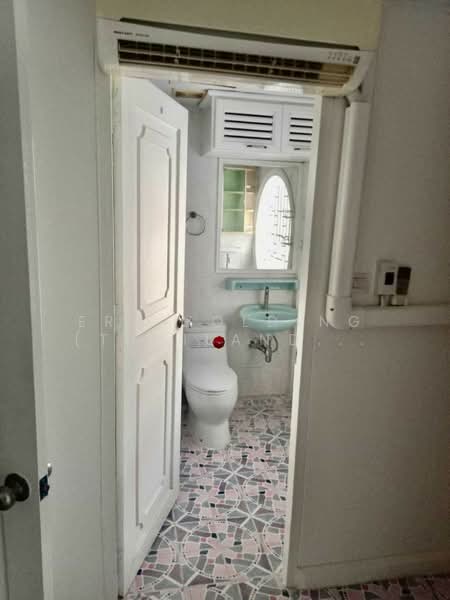 Happy Land Ville : หมู่บ้าน แฮปปี้แลนด์วิลล์, กรุงเทพ, 111 ซอย ลาซาล 32, บางนา, บางนา, กรุงเทพ, 200 ตร.ม., ทาวน์เฮ้าส์ ให้เช่า, โดย ERA Holding (Thailand) Co., Ltd., 500180096 - DDproperty.com