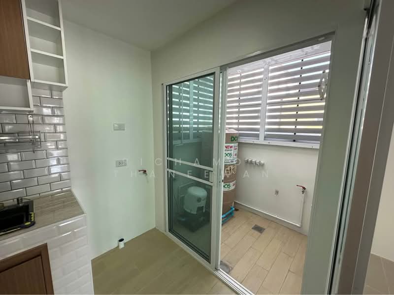 Baanpruksa Latkrabang Chalongkrung, Bangkok, Soi Sangkha Pracha, Lam Phak Chi, Nong Chok, Bangkok, 3 Bedrooms, 103 sqm, Townhouse For Sale, by Pichamon Thaneewan, 500180120 - DDproperty.com