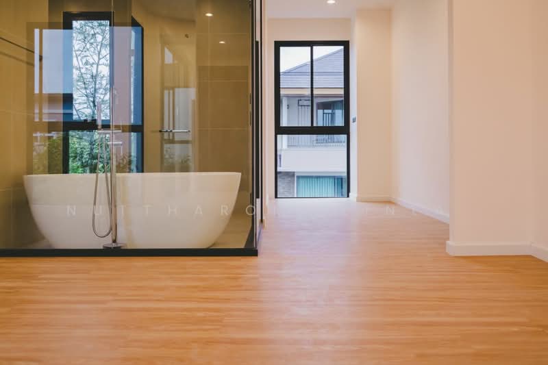 The Shade Sukhumvit 101, Bangkok, Bang Chak, Phra Khanong, Bangkok, 3 Bedrooms, 380 sqm, Townhouse For Sale, by Nuttharom  Linla , 500180122 - DDproperty.com