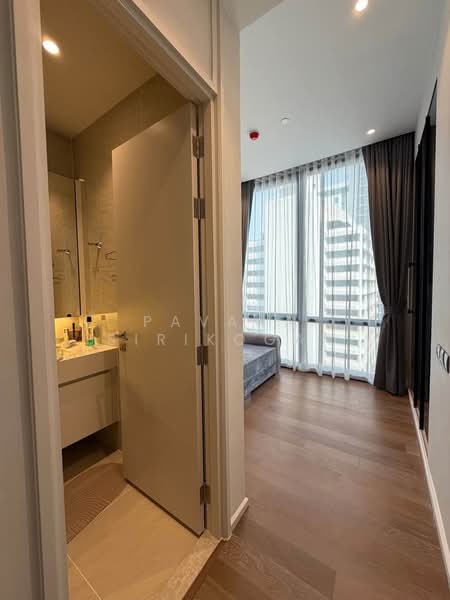 Muniq Langsuan, Bangkok, Soi Tonson, Lumphini, Pathum Wan, Bangkok, 2 Bedrooms, 78 sqm, Condo For Rent, by Pavana Sirikogar, 500180165 - DDproperty.com