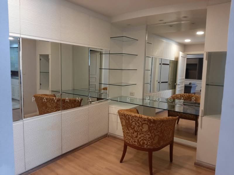 President Park Sukhumvit 24, Bangkok, 99 Sukhumvit 24 Alley, Khlongtoei Nua, Watthana, Bangkok, 3 Bedrooms, 261 sqm, Condo For Rent, by Pavana Sirikogar, 500180177 - DDproperty.com