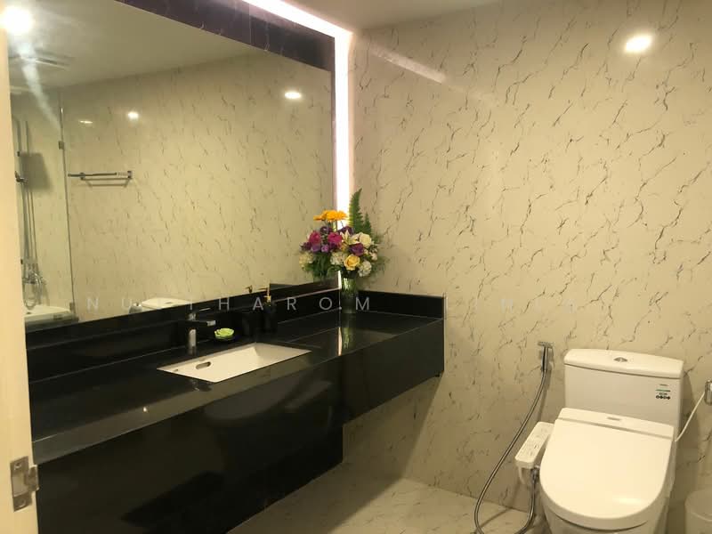 State Tower, Bangkok, 1055 Silom Road, Silom, Bang Rak, Bangkok, 1 Bedroom, 68 sqm, Condo For Sale, by Nuttharom Linla , 500180216 - DDproperty.com