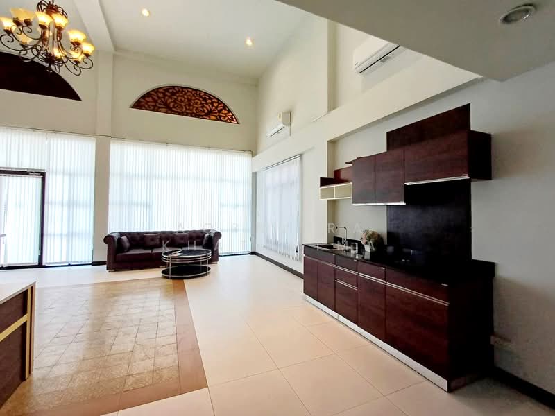 For Rent - R0945 | Large 3-Storey Commercial Building for Rent near Royal Park Rajapruek, Chiang Mai, Chiang Mai