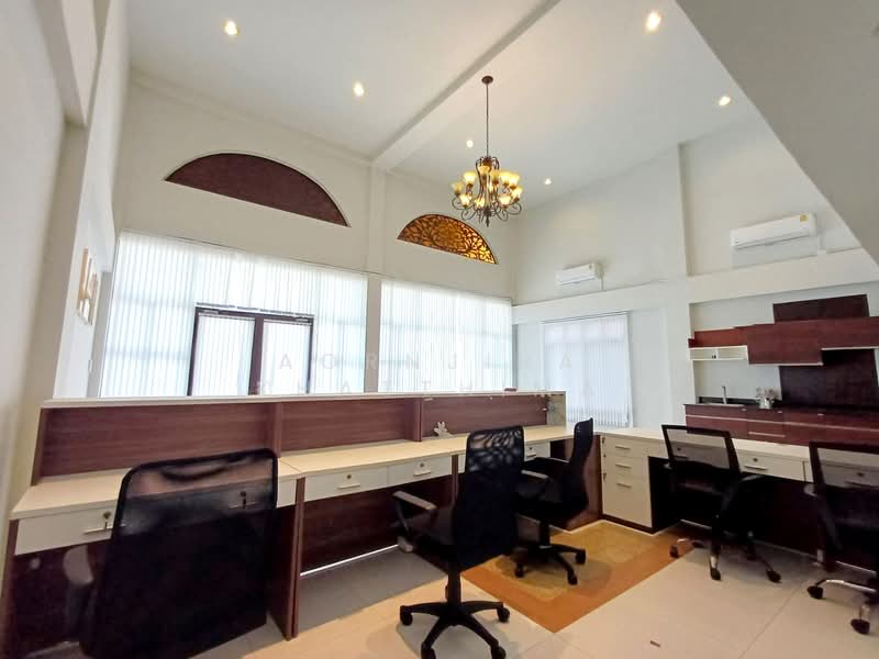 For Rent - R0945 | Large 3-Storey Commercial Building for Rent near Royal Park Rajapruek, Chiang Mai, Chiang Mai