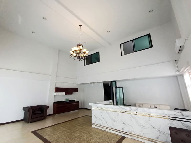 For Rent - R0945 | Large 3-Storey Commercial Building for Rent near Royal Park Rajapruek, Chiang Mai, Chiang Mai