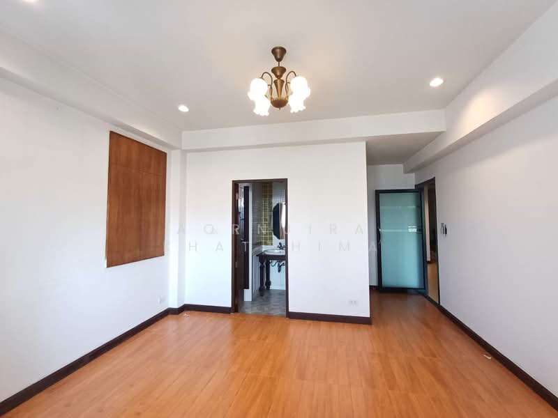 For Rent - R0945 | Large 3-Storey Commercial Building for Rent near Royal Park Rajapruek, Chiang Mai, Chiang Mai