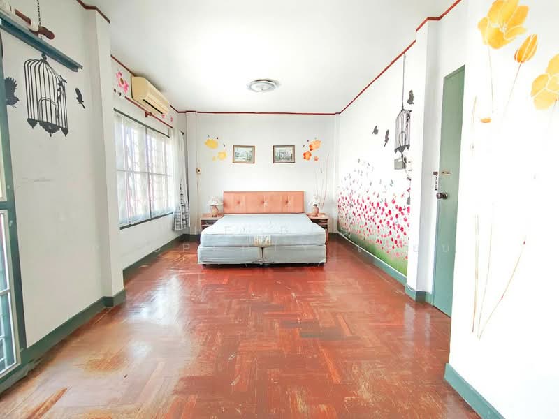 วรารักษ์ รามอินทรา, Bangkok, Sam Wa Tawan Tok, Khlong Sam Wa, Bangkok, 3 Bedrooms, 100 sqm, Townhouse For Sale, by The Best Property เจี๊ยบ, 500180238 - DDproperty.com